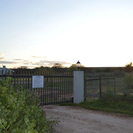 Mayfair Farm Cottages Oudtshoorn Exterior photo